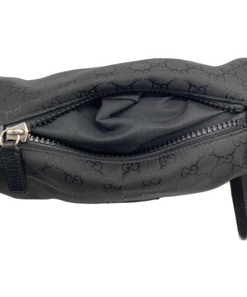 GUCCI（グッチ）GUCCI (グッチ) ウエストバッグ ブラックの古着・服飾アイテム