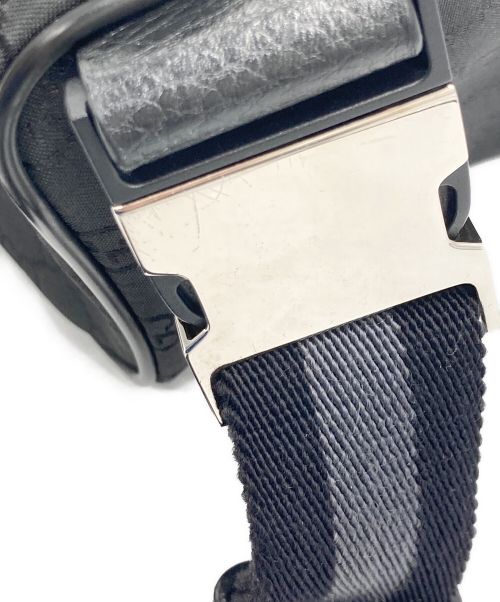 GUCCI（グッチ）GUCCI (グッチ) ウエストバッグ ブラックの古着・服飾アイテム