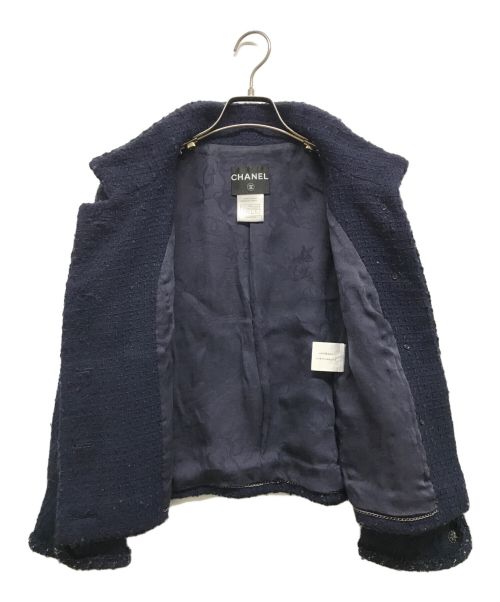 CHANEL（シャネル）CHANEL (シャネル) ツイードラメココボタン裾チェーンジャケット ネイビー サイズ:36の古着・服飾アイテム