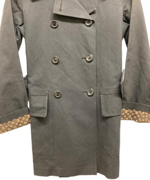 LOUIS VUITTON（ルイ ヴィトン）LOUIS VUITTON (ルイ ヴィトン) ゴム引きコート ブラック サイズ:36の古着・服飾アイテム