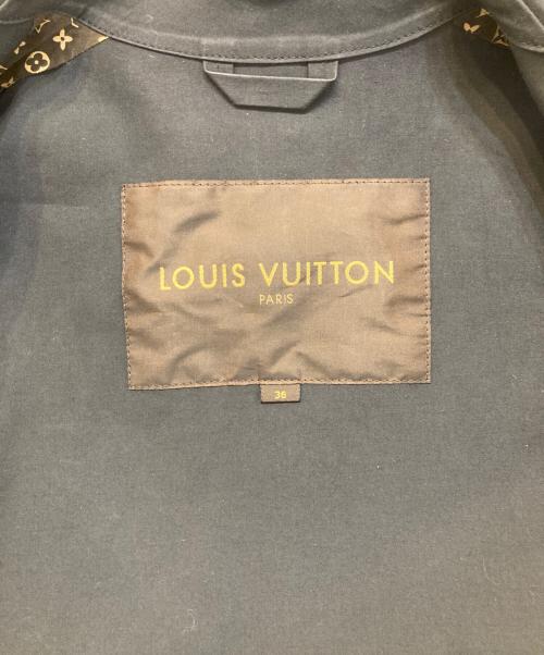 LOUIS VUITTON（ルイ ヴィトン）LOUIS VUITTON (ルイ ヴィトン) ゴム引きコート ブラック サイズ:36の古着・服飾アイテム