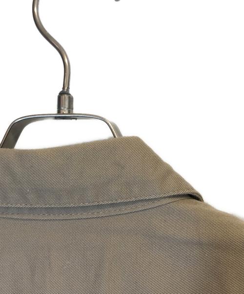 AVIREX（アヴィレックス）AVIREX (アヴィレックス) AAF TEAM PATCH SHIRT ベージュ サイズ:Lの古着・服飾アイテム