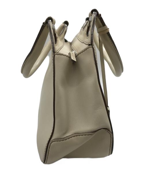 TOD'S（トッズ）TOD'S (トッズ) ハンドバッグ ホワイトの古着・服飾アイテム