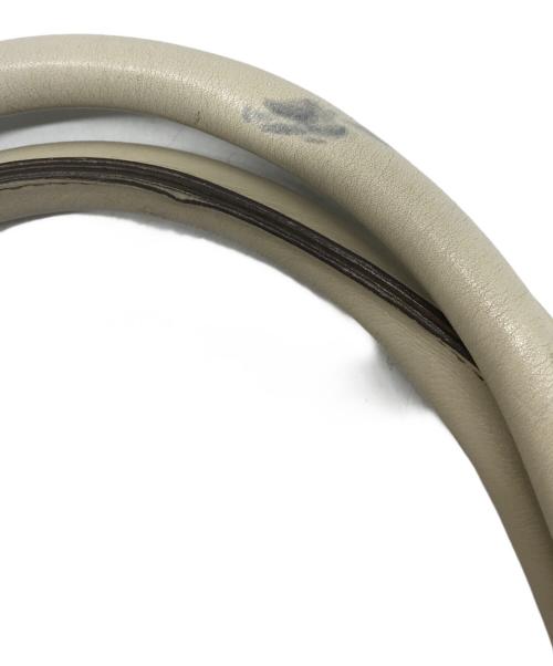 TOD'S（トッズ）TOD'S (トッズ) ハンドバッグ ホワイトの古着・服飾アイテム