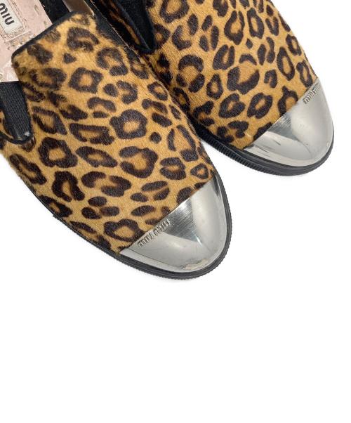 MIU MIU（ミュウミュウ）MIU MIU (ミュウミュウ) ハラコスニーカー ベージュ サイズ:35の古着・服飾アイテム