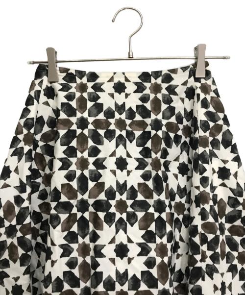 J&M DAVIDSON（ジェイ＆エム デヴィッドソン）J&M DAVIDSON (ジェイ＆エム デヴィッドソン) スカート ブラック サイズ:8の古着・服飾アイテム