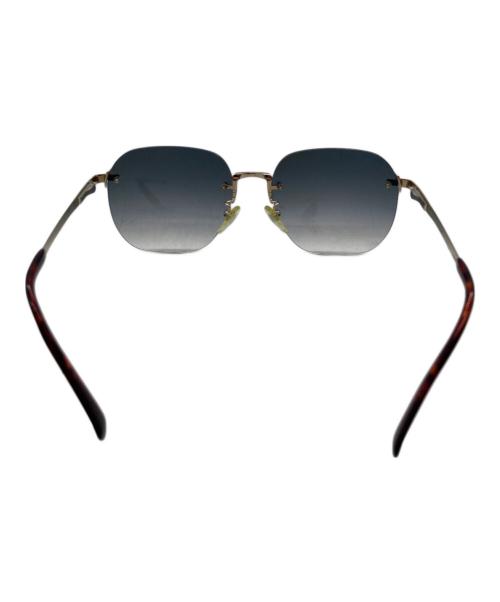 FENDI（フェンディ）FENDI (フェンディ) サングラス ブラック サイズ:56□17-140の古着・服飾アイテム