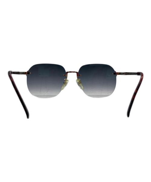 FENDI（フェンディ）FENDI (フェンディ) サングラス ブラック サイズ:56□17-140の古着・服飾アイテム