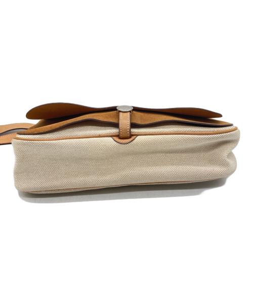 HERMES（エルメス）HERMES (エルメス) ショルダーバッグ ベージュの古着・服飾アイテム