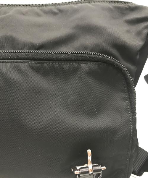 PRADA（プラダ）PRADA (プラダ) ショルダーバッグ ブラックの古着・服飾アイテム