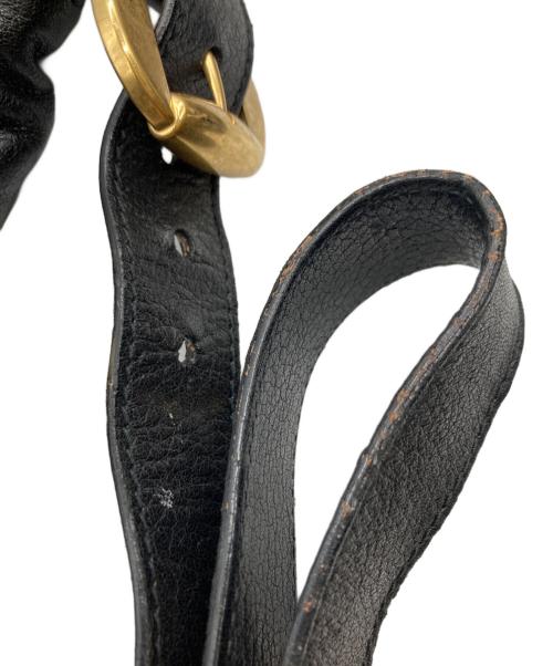 ALEXANDER McQUEEN（アレキサンダーマックイーン）ALEXANDER McQUEEN (アレキサンダーマックイーン) レザーショルダーバッグ ブラックの古着・服飾アイテム