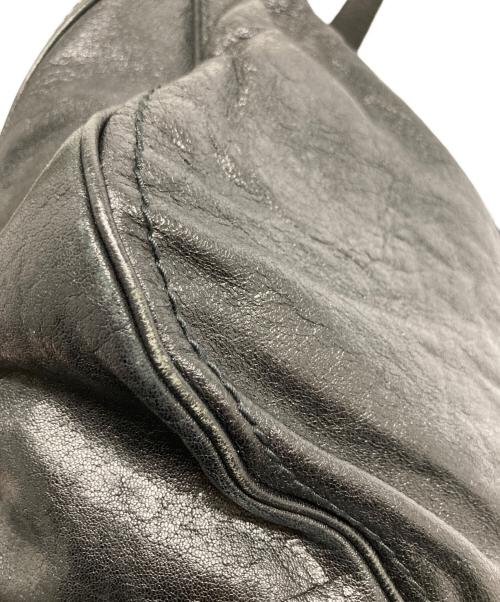 ALEXANDER McQUEEN（アレキサンダーマックイーン）ALEXANDER McQUEEN (アレキサンダーマックイーン) レザーショルダーバッグ ブラックの古着・服飾アイテム