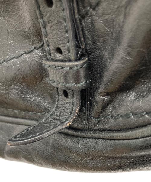 ALEXANDER McQUEEN（アレキサンダーマックイーン）ALEXANDER McQUEEN (アレキサンダーマックイーン) レザーショルダーバッグ ブラックの古着・服飾アイテム