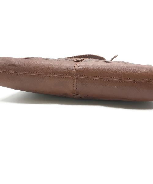 Carving Tribes（カービングトライブス）CARVING TRIBES (カービングトライブス) 2WAYバッグ ブラウンの古着・服飾アイテム