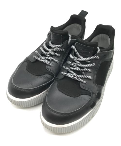 Onitsuka Tiger（オニツカタイガー）Onitsuka Tiger (オニツカタイガー) ANDREA POMPILIO (アンドレアポンピリオ) スニーカー ブラック サイズ:25.5の古着・服飾アイテム