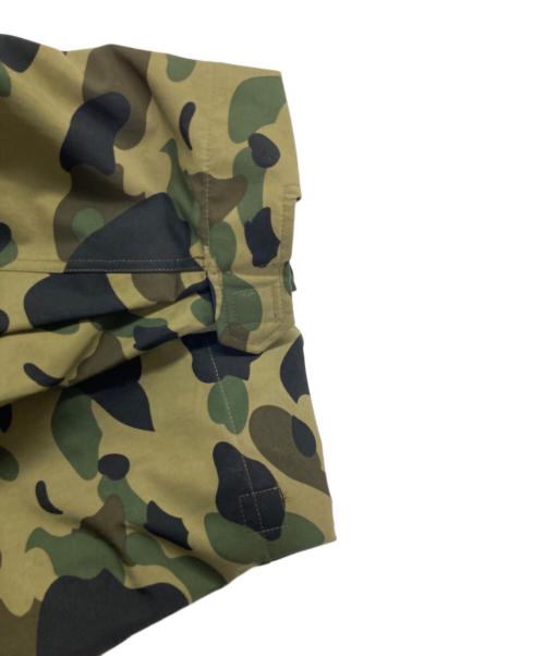 A BATHING APE（ア ベイシング エイプ）A BATHING APE (ア ベイシング エイプ) M65カモ柄ジャケット カーキ サイズ:Lの古着・服飾アイテム