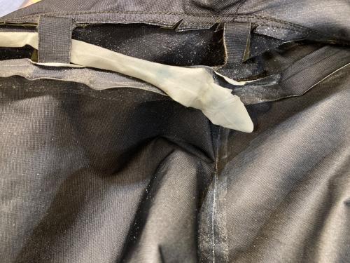 A BATHING APE（ア ベイシング エイプ）A BATHING APE (ア ベイシング エイプ) M65カモ柄ジャケット カーキ サイズ:Lの古着・服飾アイテム