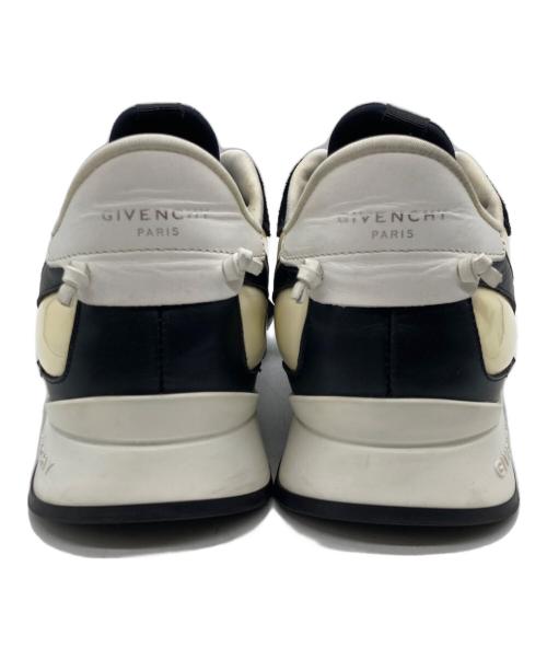 GIVENCHY（ジバンシィ）GIVENCHY (ジバンシィ) スリッポン ブラック サイズ:36の古着・服飾アイテム