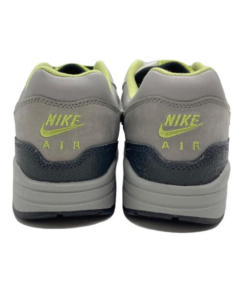 NIKE（ナイキ）NIKE (ナイキ) スニーカー グレー サイズ:26.5の古着・服飾アイテム
