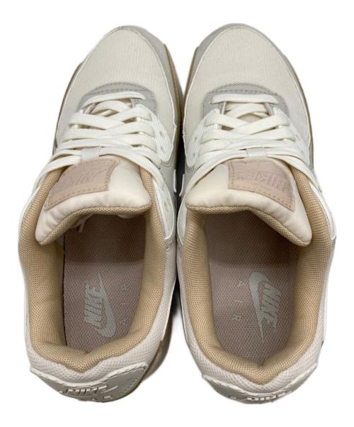 NIKE（ナイキ）NIKE (ナイキ) スニーカー ベージュ サイズ:24の古着・服飾アイテム