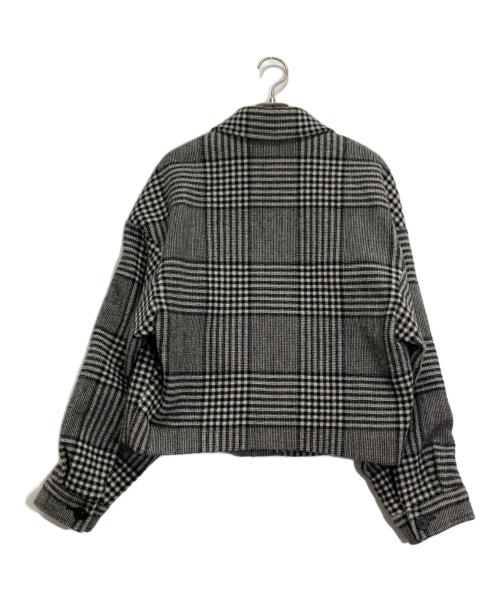 WEEKEND（ウィークエンド）WEEKEND (ウィークエンド) チェックショートジャケット グレー サイズ:36の古着・服飾アイテム