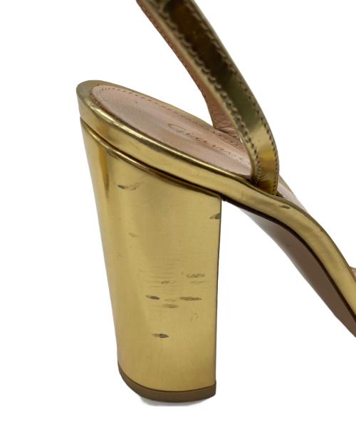 Gianvito Rossi（ジャンヴィト ロッシ）Gianvito Rossi (ジャンヴィト・ロッシ) サンダル ゴールド サイズ:35の古着・服飾アイテム