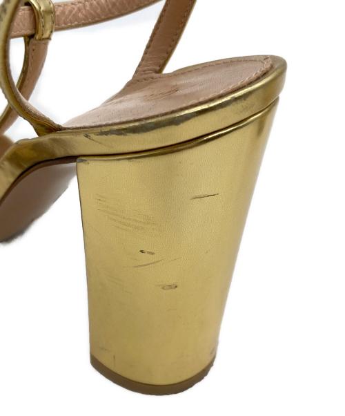 Gianvito Rossi（ジャンヴィト ロッシ）Gianvito Rossi (ジャンヴィト・ロッシ) サンダル ゴールド サイズ:35の古着・服飾アイテム