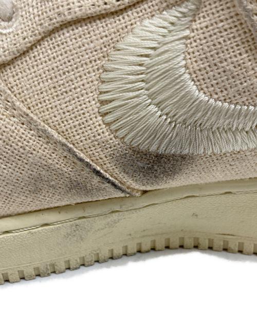 NIKE（ナイキ）NIKE (ナイキ) stussy (ステューシー) Air Force 1 Low Fossil ホワイト サイズ:28.5の古着・服飾アイテム