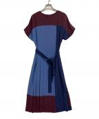 BOSSボス）の古着「半袖ワンピース」｜レッド