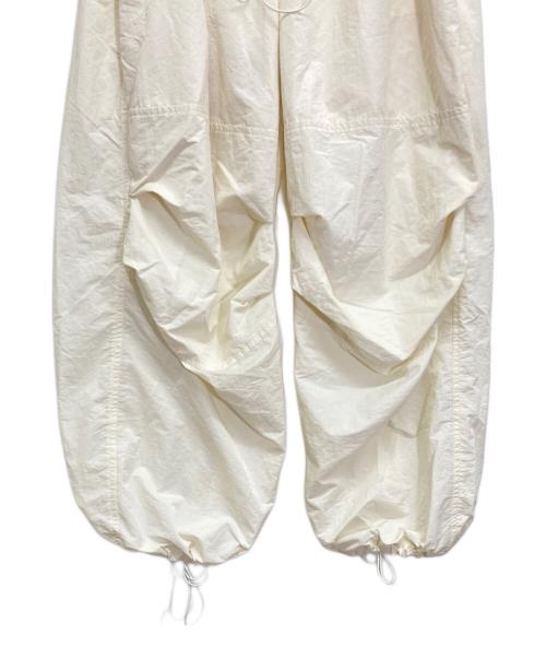 MAISON SPECIAL（メゾンスペシャル）MAISON SPECIAL (メゾンスペシャル) ボリューミータフタスノーパンツ ホワイト サイズ:36の古着・服飾アイテム