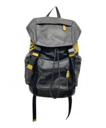 COACH（コーチ）の古着「PERFORATED BACKPACK」｜ブラック