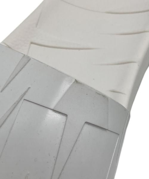 JIMMY CHOO（ジミーチュウ）JIMMY CHOO (ジミーチュウ) シャワーサンダル ホワイト サイズ:40の古着・服飾アイテム