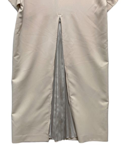 ELENDEEK（エレンディーク）ELENDEEK (エレンディーク) プリーツドッキングワンピース ベージュ サイズ:2の古着・服飾アイテム