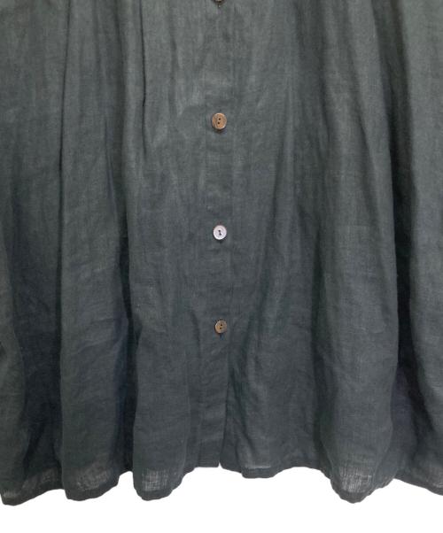 HUIS（ハウス）huis (ハウス) シャトルリネンライトタックブラウス ブラック サイズ:Fの古着・服飾アイテム