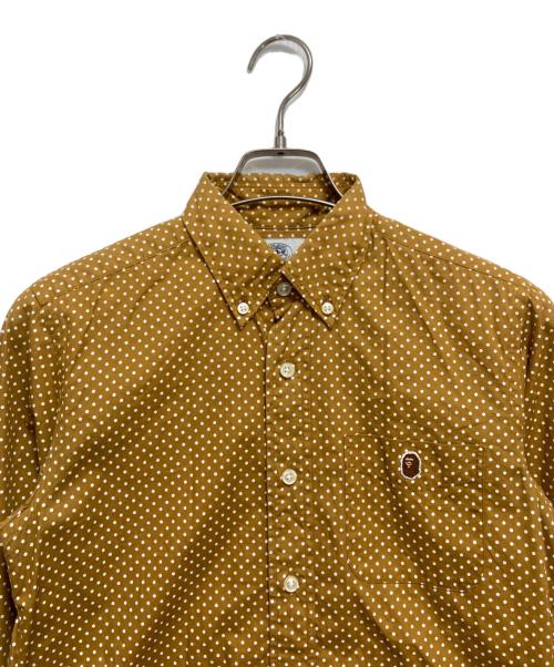 A BATHING APE（アベイシングエイプ）A BATHING APE (ア ベイシング エイプ) 長袖シャツ ブラウン サイズ:Sの古着・服飾アイテム