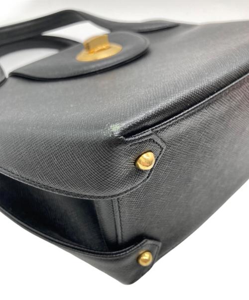 GIVENCHY（ジバンシィ）GIVENCHY (ジバンシィ) ターンロックハンドバッグ ブラックの古着・服飾アイテム