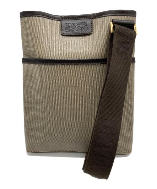 Salvatore Ferragamo（サルヴァトーレ フェラガモ）Salvatore Ferragamo (サルヴァトーレ フェラガモ) ショルダーバッグ ベージュの古着・服飾アイテム