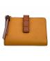 LOEWE（ロエベ）の古着「バーティカルウォレット」｜オレンジ