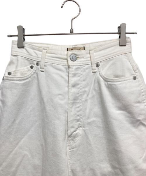 YANUK（ヤヌーク）YANUK (ヤヌーク) ルーズストレートデニムパンツ ホワイト サイズ:25の古着・服飾アイテム