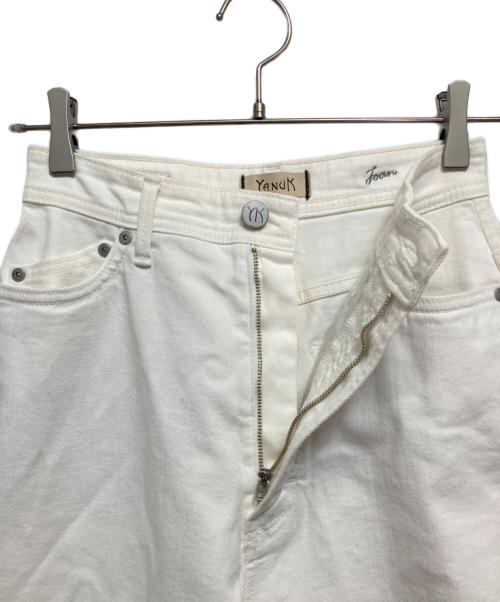 YANUK（ヤヌーク）YANUK (ヤヌーク) ルーズストレートデニムパンツ ホワイト サイズ:25の古着・服飾アイテム