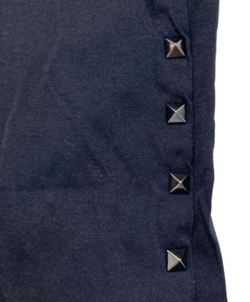 VALENTINO（ヴァレンティノ）VALENTINO (ヴァレンティノ) スタッズカットソー ブラック サイズ:Mの古着・服飾アイテム
