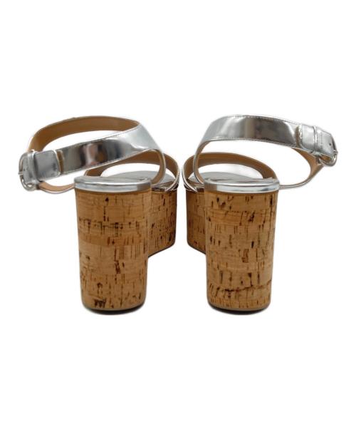 Salvatore Ferragamo（サルヴァトーレ フェラガモ）Salvatore Ferragamo (サルヴァトーレ フェラガモ) ウェッジソールサンダル シルバー サイズ:6.5の古着・服飾アイテム