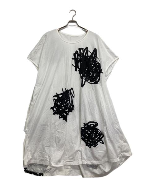 MOYURU（モユル）MOYURU (モユル) デザインワンピース ホワイト サイズ:MLの古着・服飾アイテム