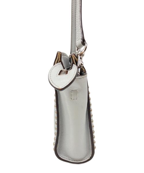 J&M DAVIDSON（ジェイ＆エム デヴィッドソン）J&M DAVIDSON (ジェイ＆エム デヴィッドソン) スタッズショルダーバッグ グレーの古着・服飾アイテム