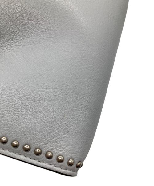 J&M DAVIDSON（ジェイ＆エム デヴィッドソン）J&M DAVIDSON (ジェイ＆エム デヴィッドソン) スタッズショルダーバッグ グレーの古着・服飾アイテム