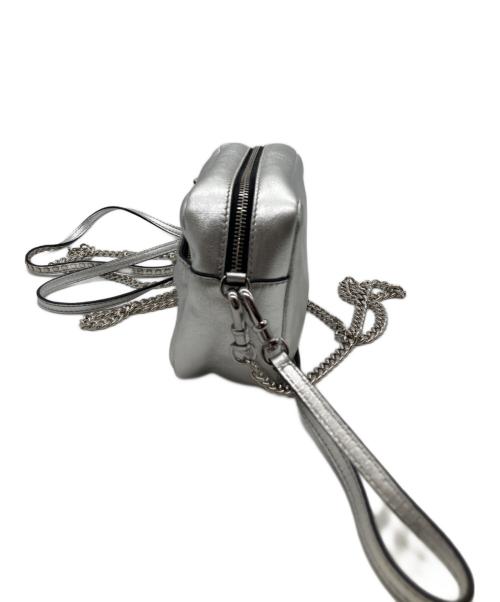 J&M DAVIDSON（ジェイ＆エム デヴィッドソン）J&M DAVIDSON (ジェイ＆エム デヴィッドソン) リップスティックショルダーバッグ シルバーの古着・服飾アイテム