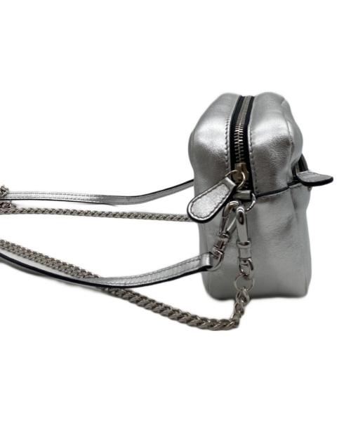 J&M DAVIDSON（ジェイ＆エム デヴィッドソン）J&M DAVIDSON (ジェイ＆エム デヴィッドソン) リップスティックショルダーバッグ シルバーの古着・服飾アイテム