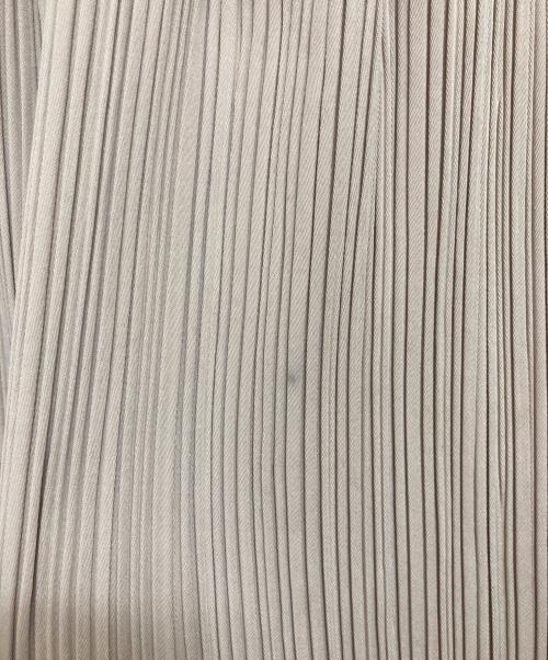 ISSEY MIYAKE（イッセイミヤケ）ISSEY MIYAKE (イッセイミヤケ) プリーツスカート ベージュ サイズ:Mの古着・服飾アイテム