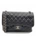 CHANEL（シャネル）の古着「Wフラップチェーンショルダーバッグ」｜ブラック