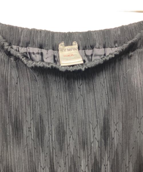 ISSEY MIYAKE（イッセイミヤケ）ISSEY MIYAKE (イッセイミヤケ) アーガイルプリーツスカート ブラック サイズ:Mの古着・服飾アイテム